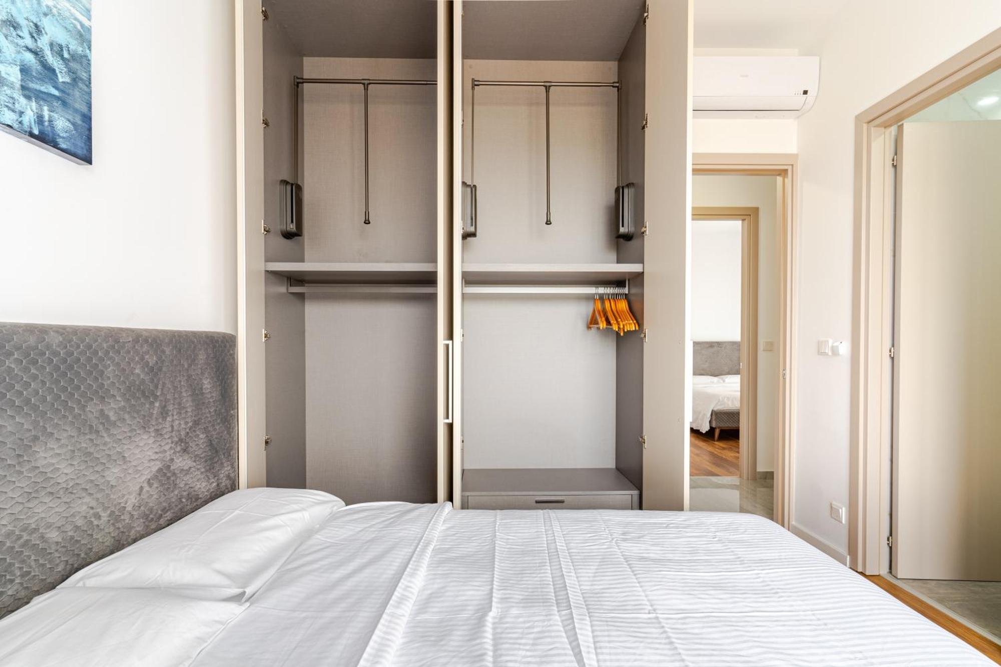 Yamas Urban Living Zakaki Pool Penthouses & Apartments Limassol Eksteriør billede