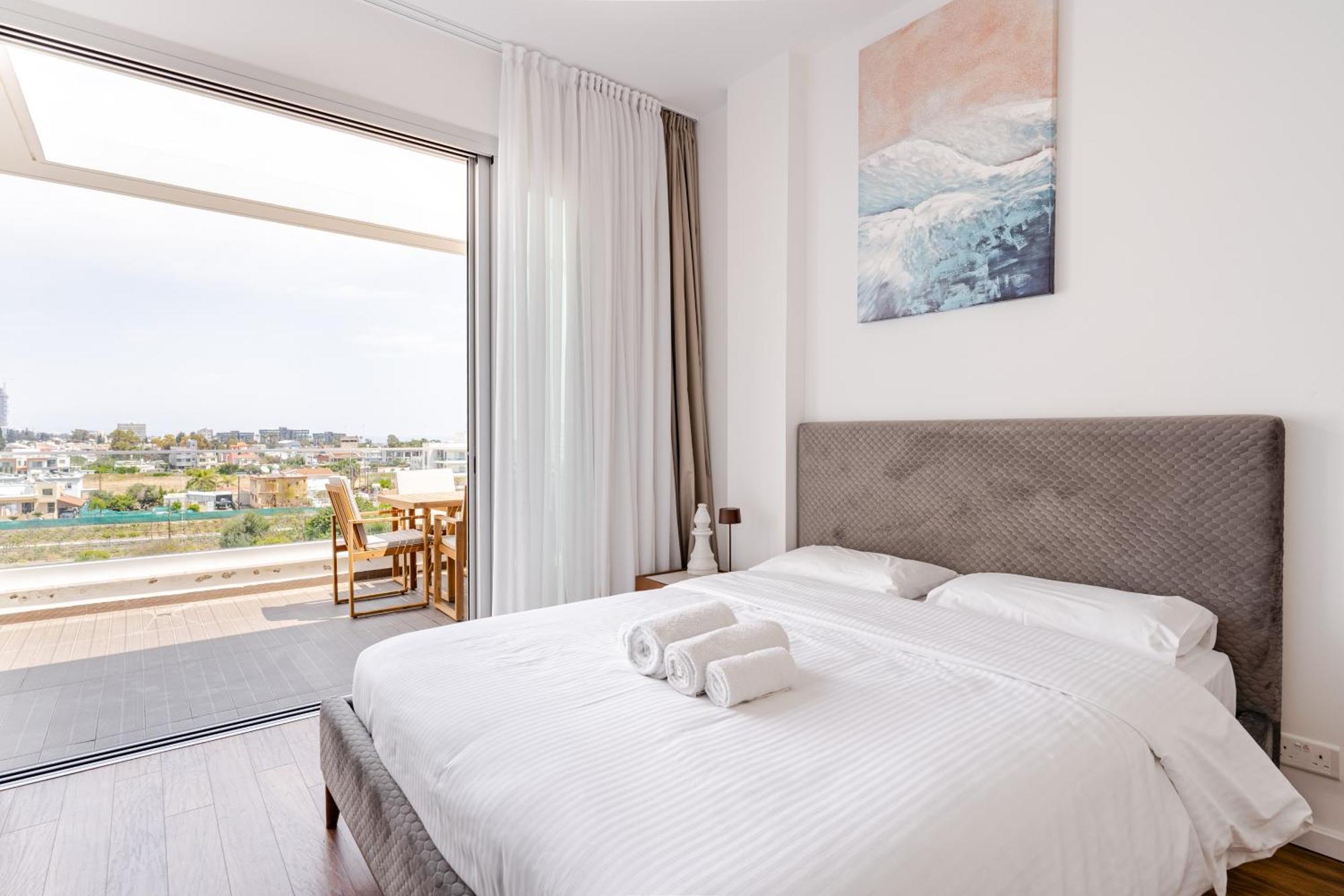 Yamas Urban Living Zakaki Pool Penthouses & Apartments Limassol Eksteriør billede