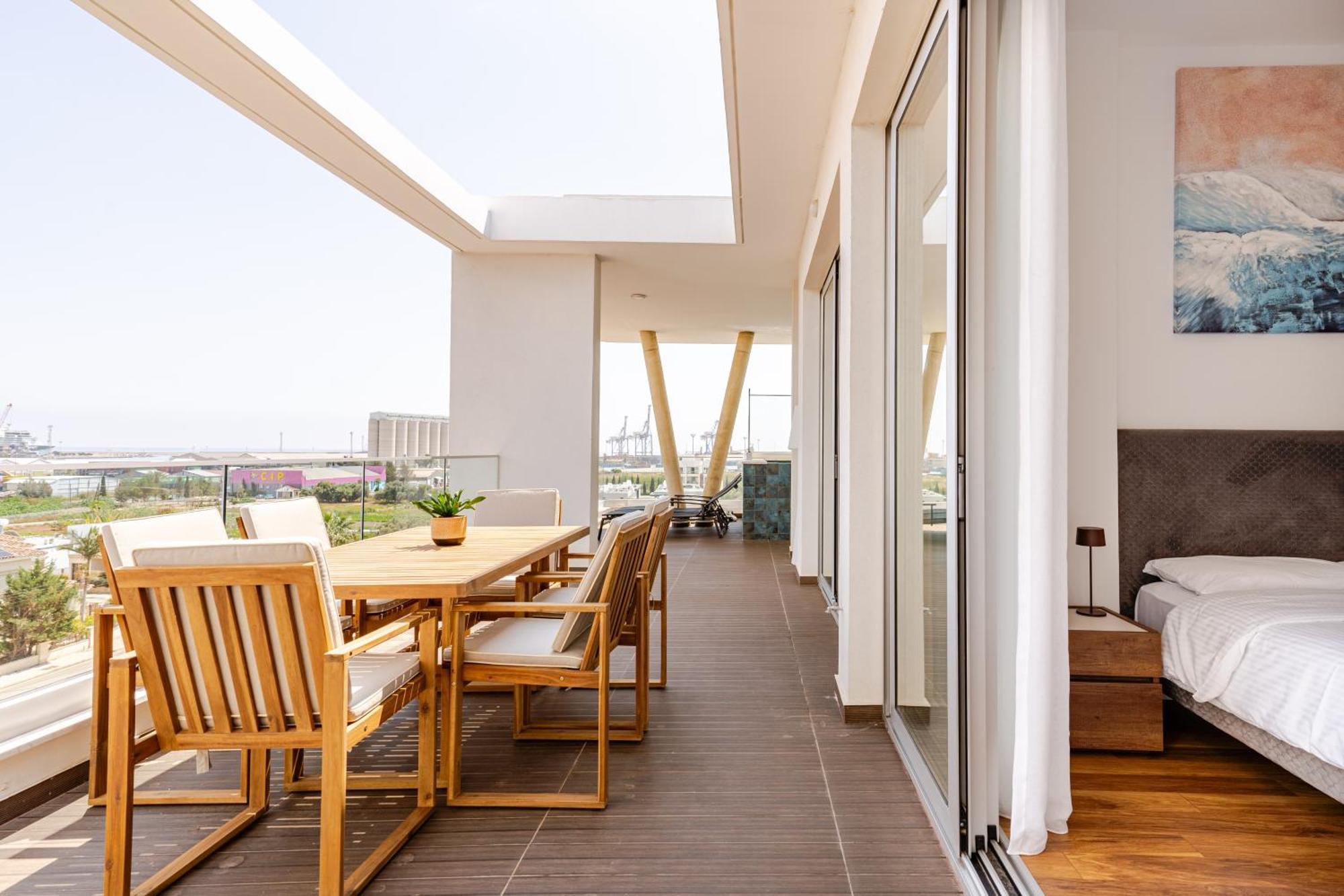 Yamas Urban Living Zakaki Pool Penthouses & Apartments Limassol Eksteriør billede
